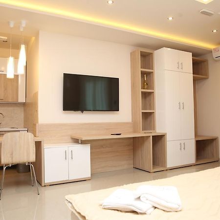 Gold Crown Apartments Ягодина Экстерьер фото